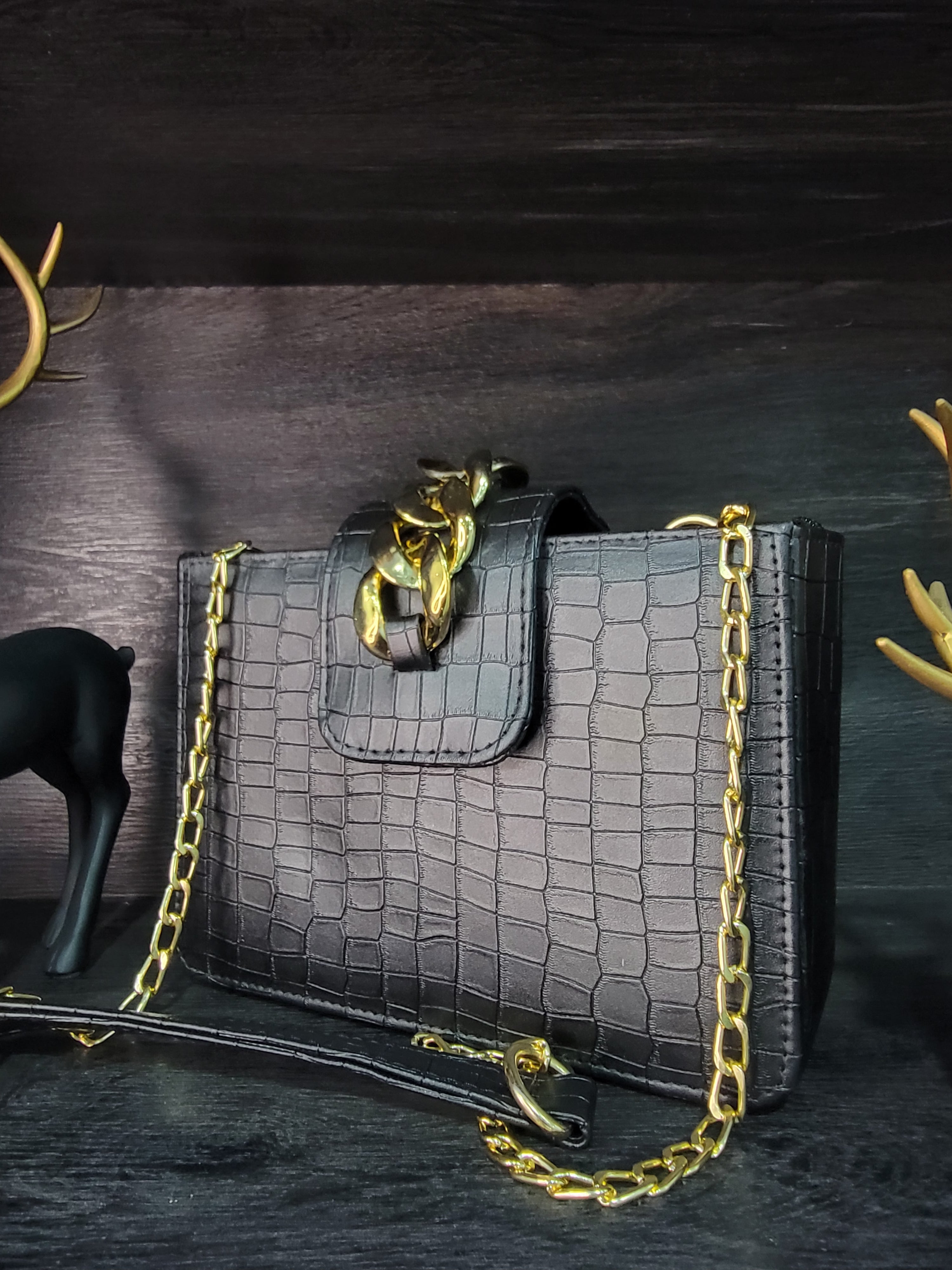 Mini Croc Chain Box Bag – Black