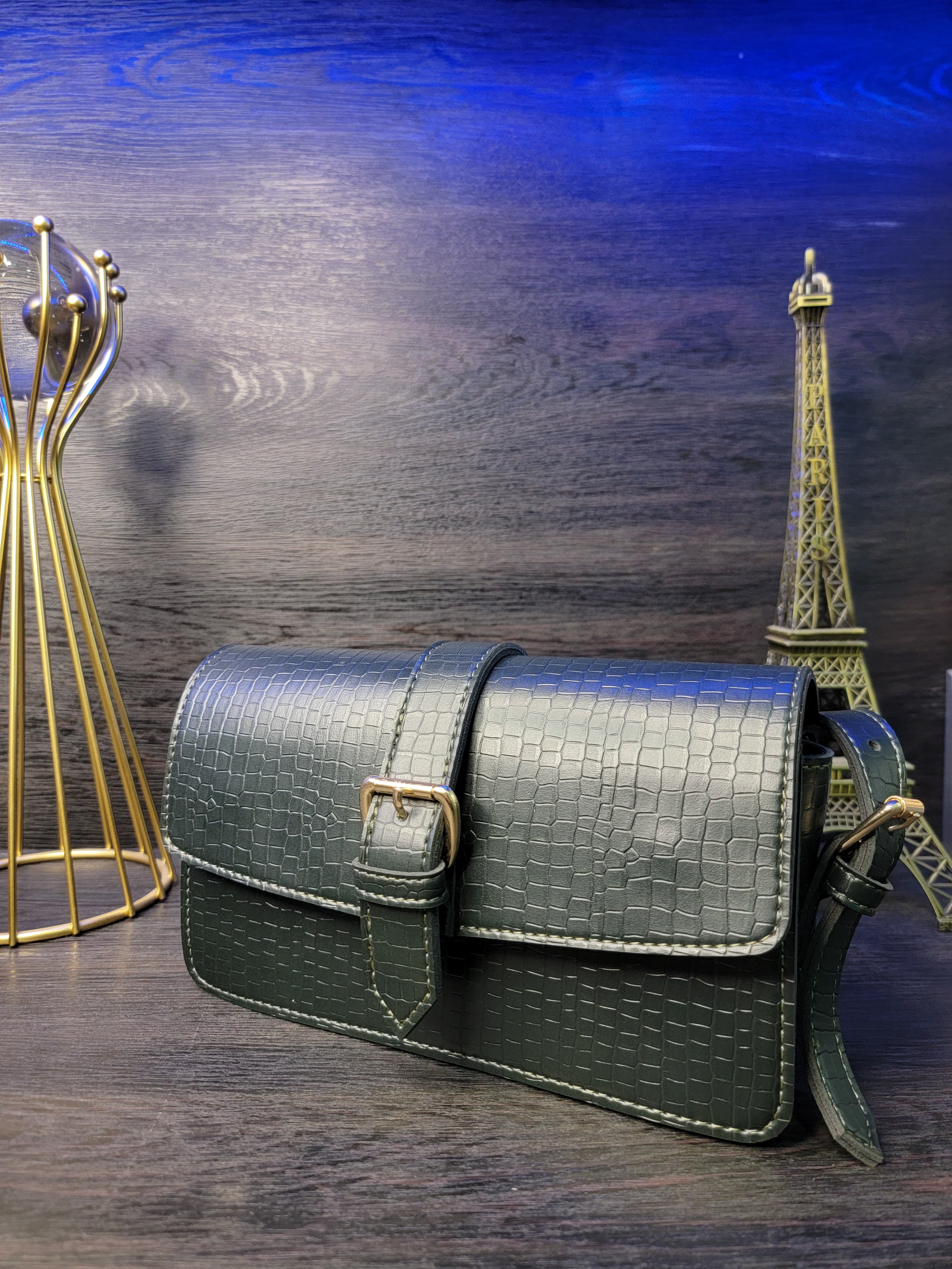 Croc-Textured Buckle Flap Sling Bag – Dark Green
