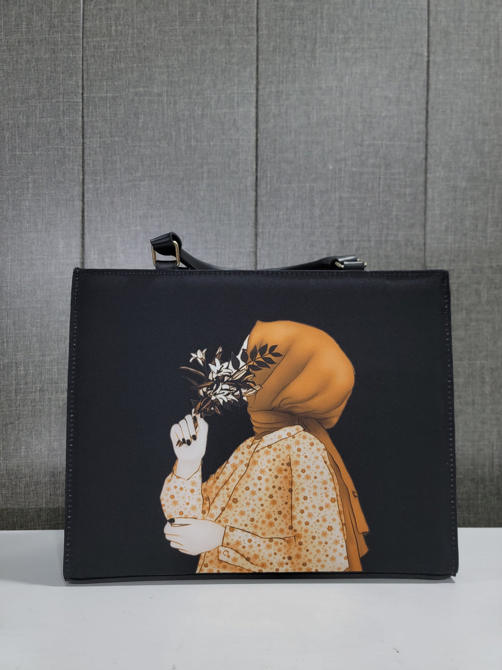 Hijabi Girl Art Tote Black