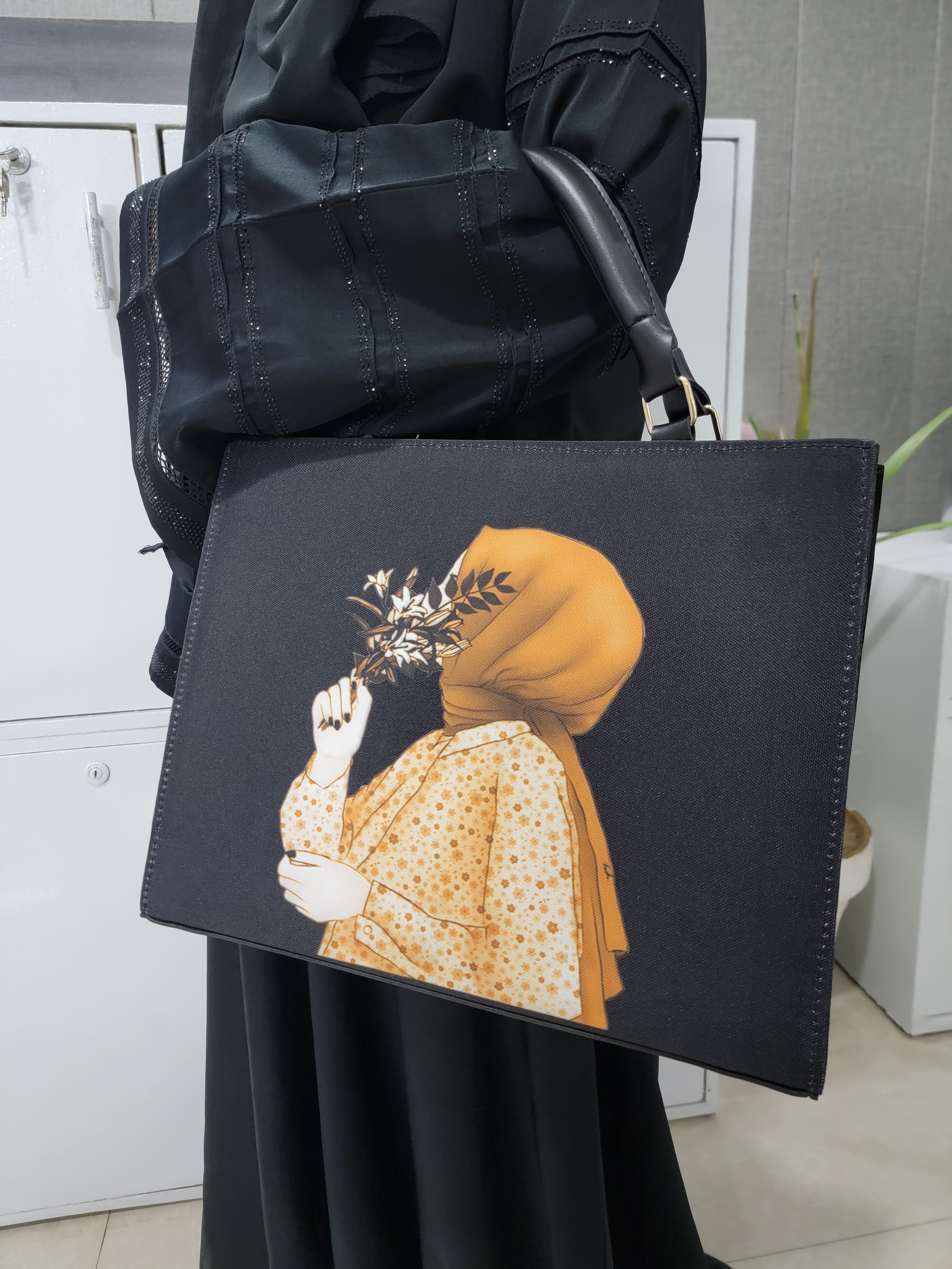 Hijabi Girl Art Tote Black